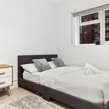 Holiday Home Near Kings Cross Sleep 12 Sp7 London Kültér fotó
