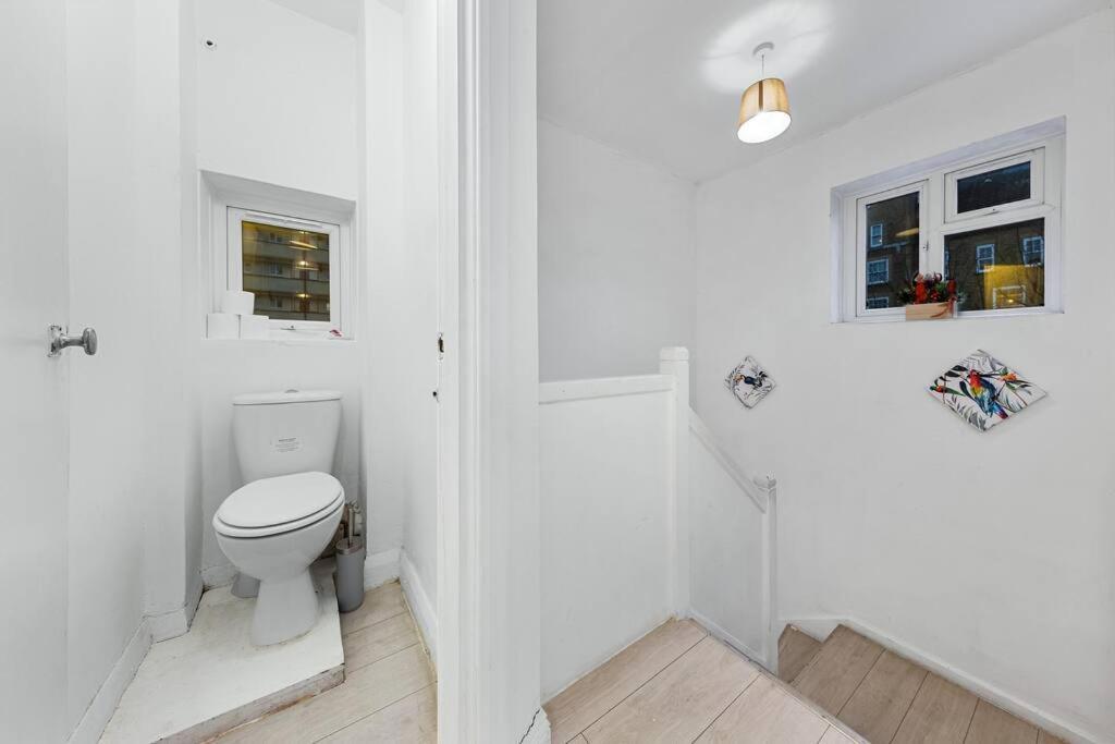 Holiday Home Near Kings Cross Sleep 12 Sp7 London Kültér fotó