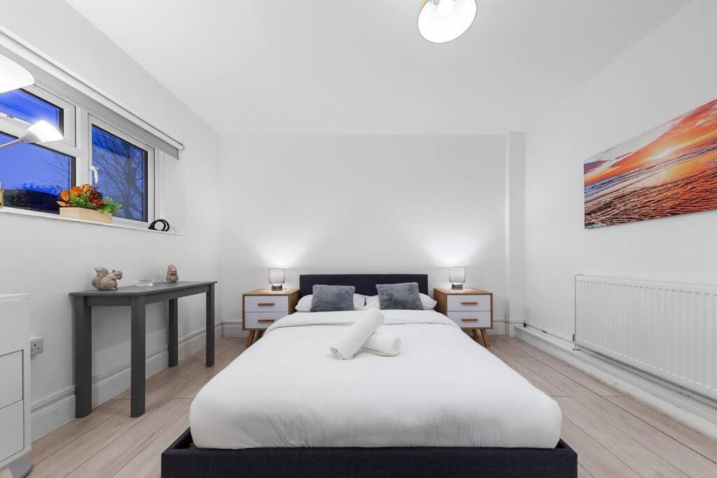 Holiday Home Near Kings Cross Sleep 12 Sp7 London Kültér fotó
