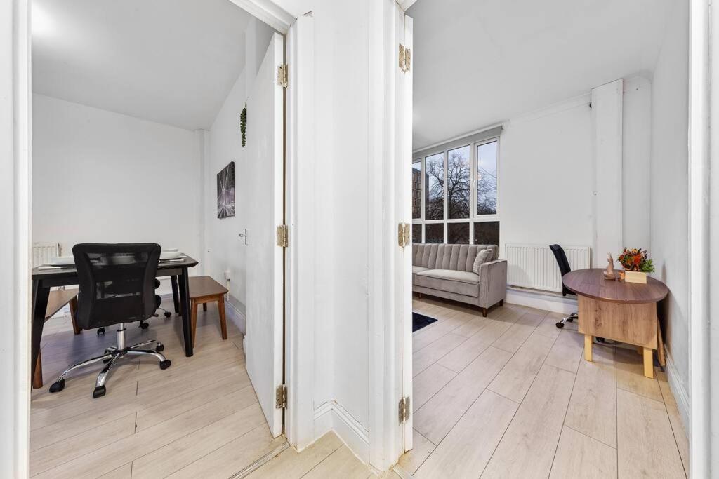 Holiday Home Near Kings Cross Sleep 12 Sp7 London Kültér fotó