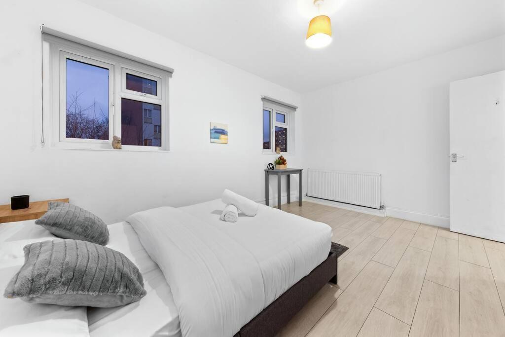 Holiday Home Near Kings Cross Sleep 12 Sp7 London Kültér fotó